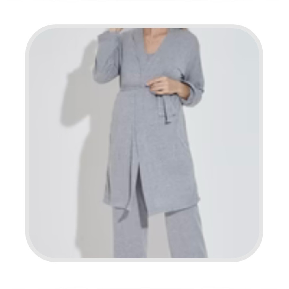 NWOT Nothing Fits But Maternity Hospital Set - Robe & PJ - Soft Angora Gauze